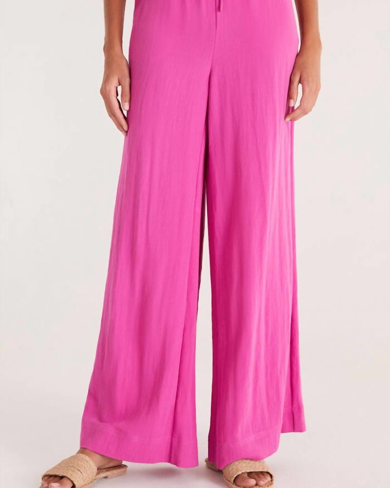 Front of a model wearing a size L Seashore Pant In Rose Violet in Rose Violet by Z Supply. | dia_product_style_image_id:355584